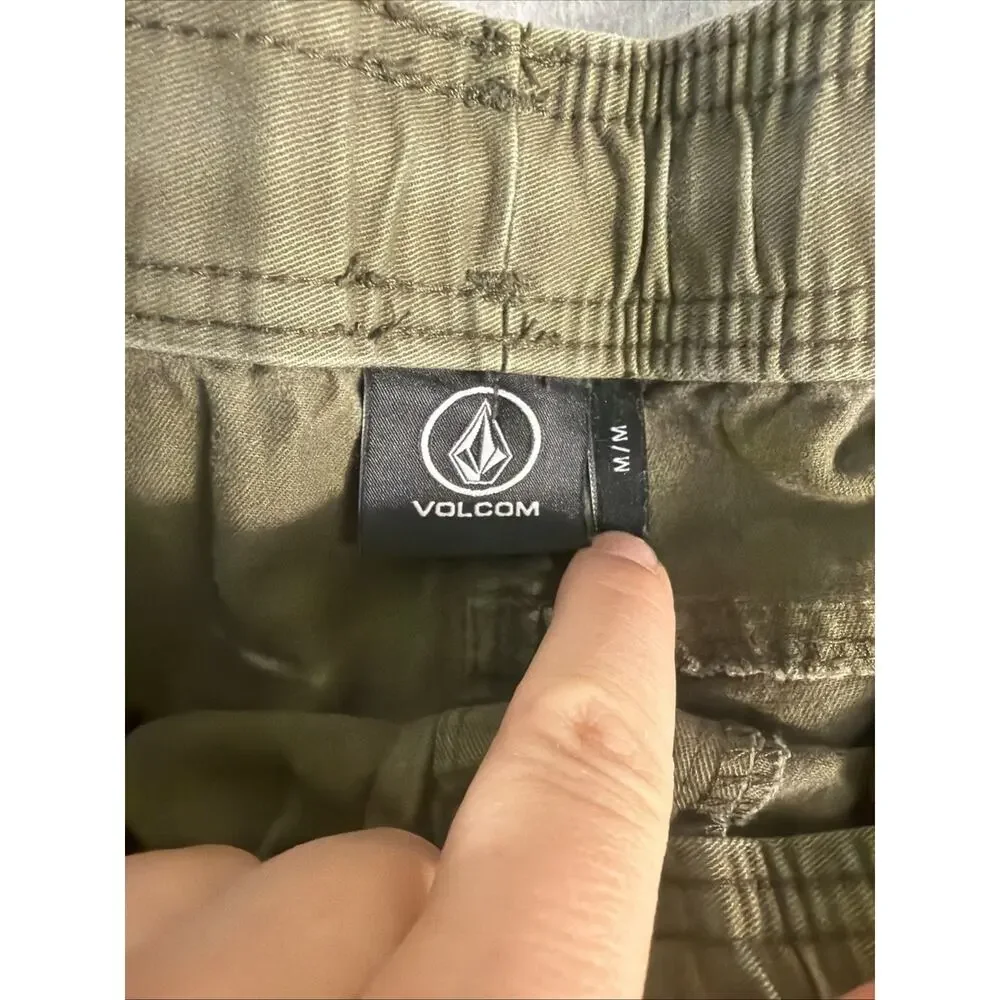 Volcom Green Bermuda Shorts, Size M, Men’s Summer Shorts